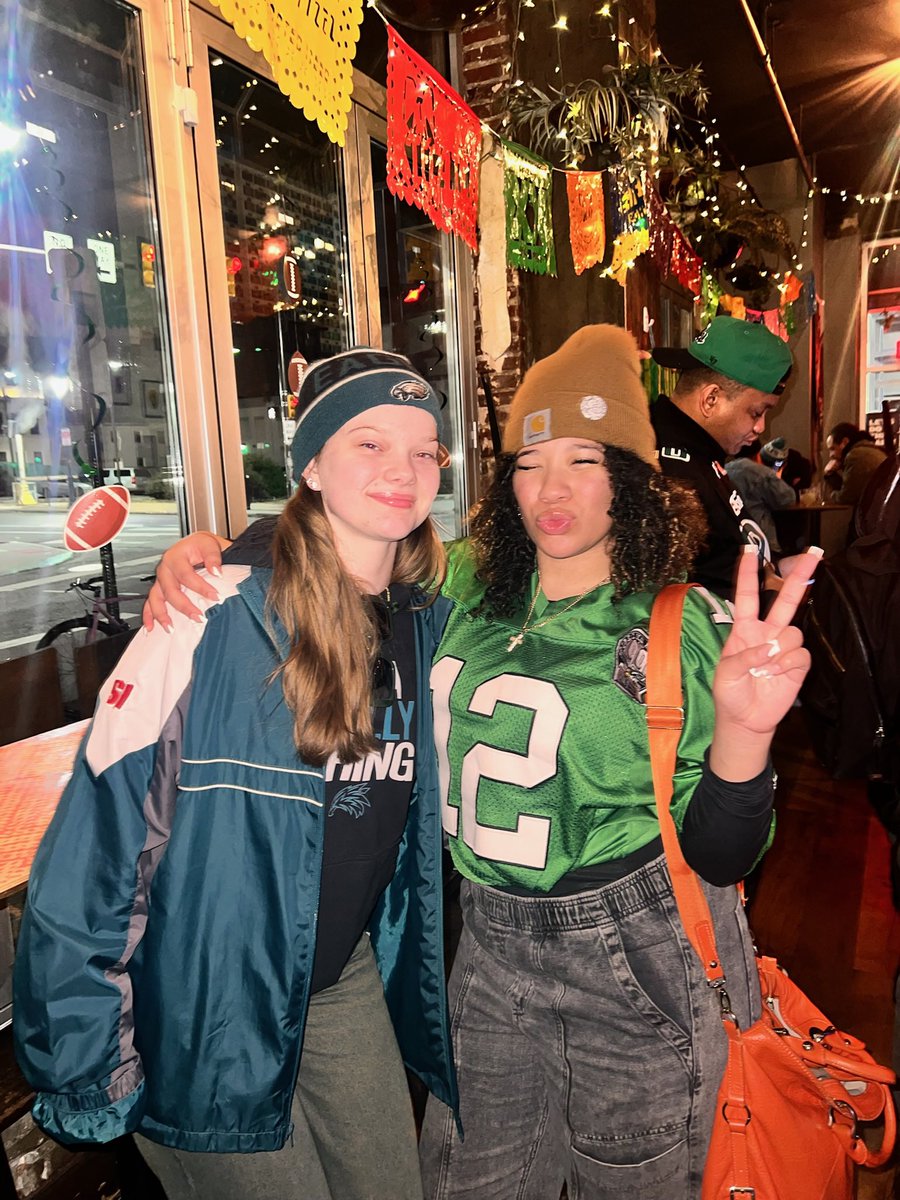 _Queen_Abby's tweet photo. I USED TO PRAY FOR TIMES LIKE THIS🦅🦅🦅🦅🦅🦅🦅🦅 #GoBird #FlyEaglesFly 💚💚💚💚💚💚💚 https://t.co/zybD8Uf0Le