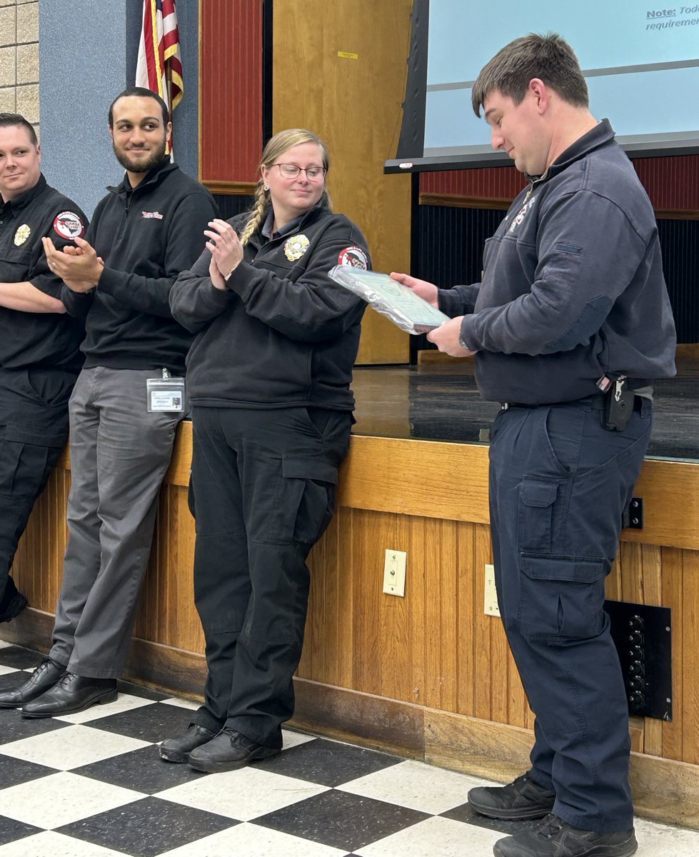 FireSafeSC's tweet image. At today’s Fire &amp;amp; Life Safety Educator Quarterly, Austin Pace received the “Community Risk Reduction Rock Star Award” for his volunteer service with the SC State Fire CRR Team on opioid outreach resources. Well done, Austin! #FireSafeSC #CommunityRiskReduction #SCStateFire