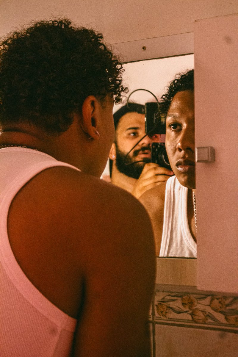 teagaboy's tweet image. Tropa tá chegando nosso novo clipe, estreia nessa quinta-feira 13/02. Um audiovisual incrível, pensado e feito por muita gente talentosa e uma mística única que tenho certeza dividirá opiniões. Preparem-se!♟️

*Pré-save já disponível link na bio.*