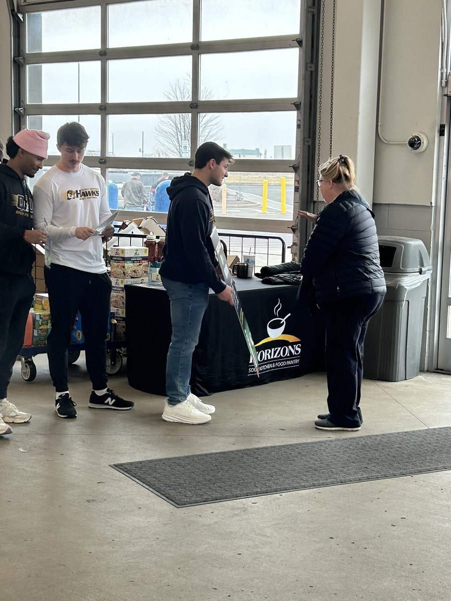 Our guys took some time out of their Super Bowl Sunday to volunteer at the Horizons food drive!