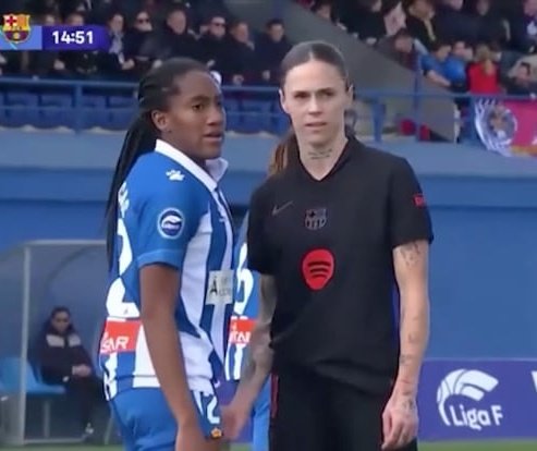 We must not tolerate any aggression towards women of color in their working space. 
I believe you, sister! #blackpower 💪💪💪 #wakanda #metoo #SayNoToRacism #mapilopez #rubiales