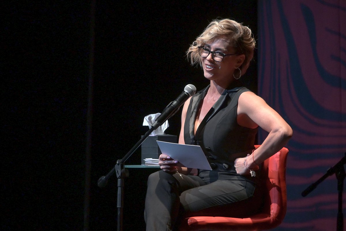 La lucha para poner fin a la violencia de género comienza este jueves en la función especial de #LosMonólogosDeLaVagina en conmemoración del Día V. ¡No faltes!

📍 Nuevo Teatro Libanés
📆 Jue. 13 de feb. | ⏰ 8:00 p.m.
🔥 <a href="/1BillonDePieMex/">Un Billón De Pie Mex</a>
🎟️ bit.ly/LMDLVDiaV