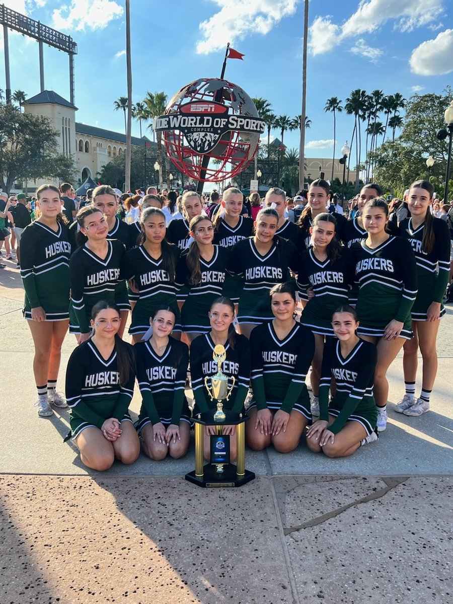YCSD_Athletics's tweet photo. Congratulations to YHS Varsity Cheer. It didn't end the way we wanted, but it was a great run. There is a lot to be proud of. Now onto Sectionals in a few weeks! #firstfinals #downwithtown @YHSDeGennaro https://t.co/VjYTDg34sP