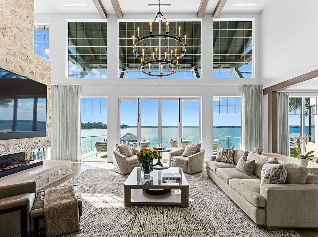Luxury Home Magazine tweet media