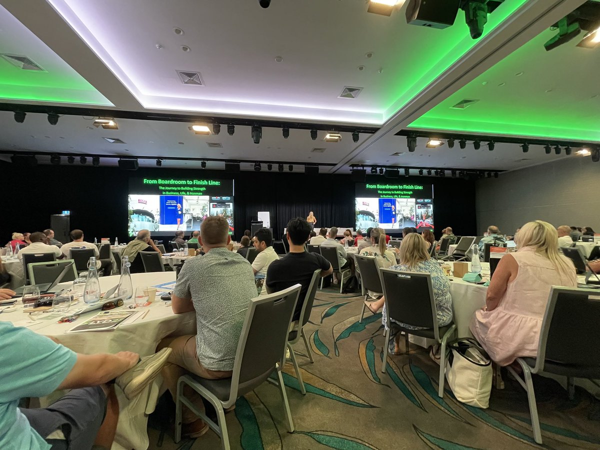 Amanda Cassar tweet media