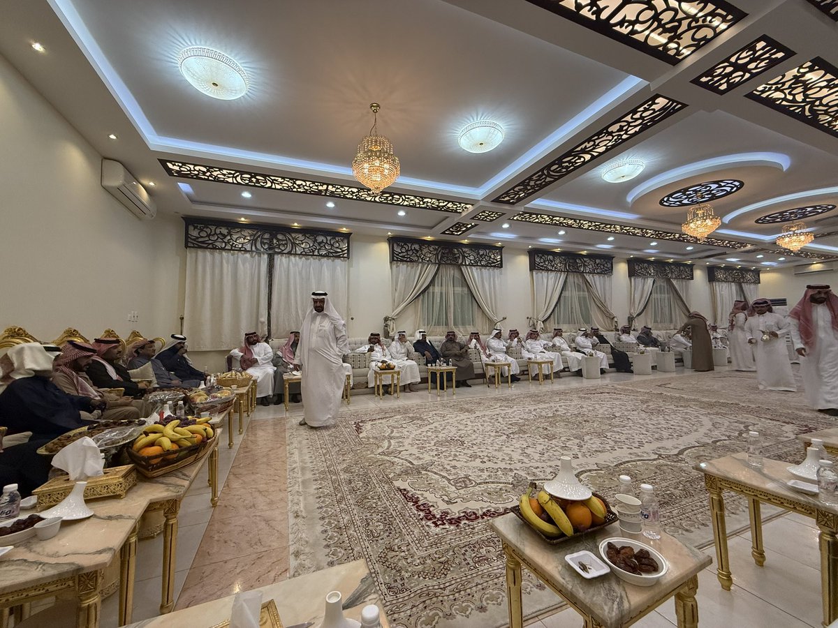 azoz_alhameed's tweet photo. نتقدم بجزيل الشكر والتقدير للشيخ مبارك الربع الصيعري على حسن الاستقبال وكرم الضيافة في محافظة #شرورة حيث كانت مناسبة مميزة بحضور نخبة من الضيوف من داخل المحافظة وخارجها تميزت بأجواء عامرة بالمحبة والأصالة وزامل ومشاركات شعرية وعكست التراث العريق وقيم الكرم العربي. 
نسأل الله أن يديم على الجميع التآخي والمحبة وأن يبارك أهل شرورة الكرام.

 #مهرجان_شرورة_الشتوي2025