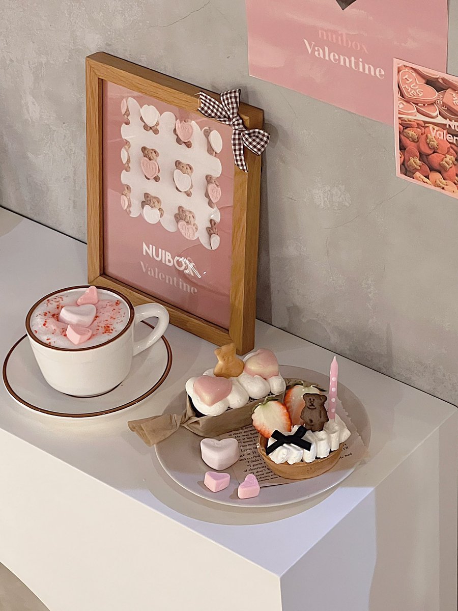 __nuibox's tweet photo. nuiboxのバレンタインメニュー💌
３／14までやってます🫶🏻

ぜひ食べに来てください〜☺️♡

#nuibox #ヌイボックス #バレンタインカフェ #バレンタインメニュー #新宿カフェ #新宿御苑前カフェ #tokyocafe #東京カフェ #新大久保カフェ #センイルカフェ https://t.co/3BmULbqsXz