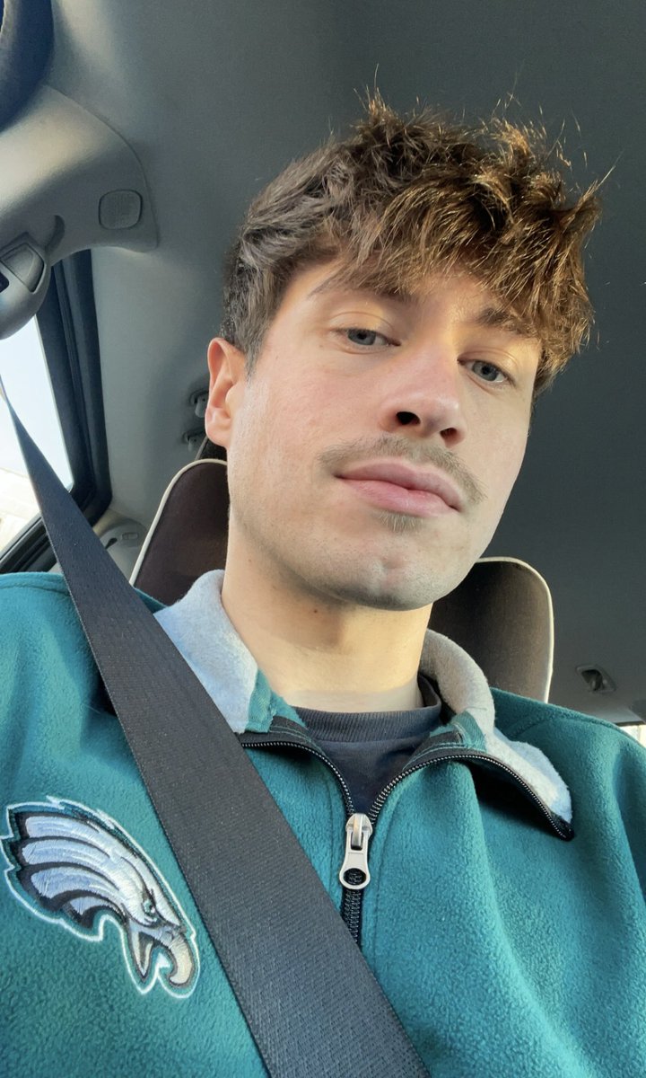 Huck (@hucktheboi) on Twitter photo 