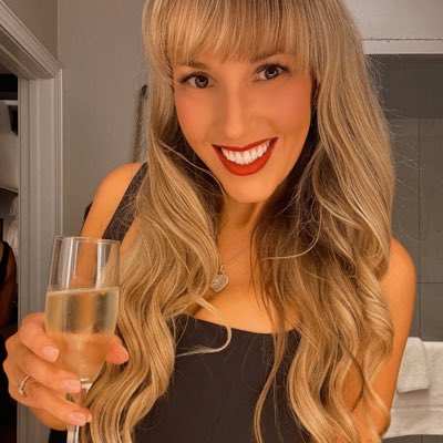 JennaCSharp's tweet image. #NewProfilePic