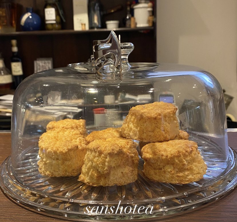 sanshotea's tweet photo. Dear Aunt Lucy
YORKSHIRE TEA / TOH
PATISSERIE.Sさんのスコーンで
朝食☕️🫖
大好きなサクッとホロっとな食感🥰
#茶好連
#PATISSERIES https://t.co/xkYMoltkak