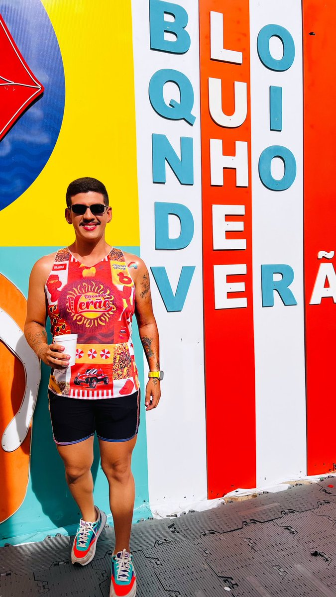 Yurimoraaes's tweet photo. Ai que delícia é o Verão, e se for com o Saulo então 💙!

#bloquinhodeverão #fortaleza https://t.co/63SNWYulSi