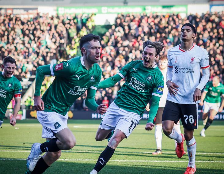 The Reds Dihancurkan Tim  Dasar Klasemen Championship -  jatengpos.co.id/the-reds-dihan…