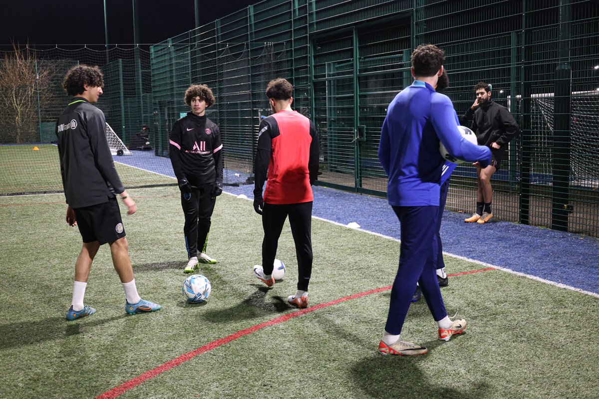 Training day for the Fennecs FC squad 
#DZ #grassrootsfootball #dzpower