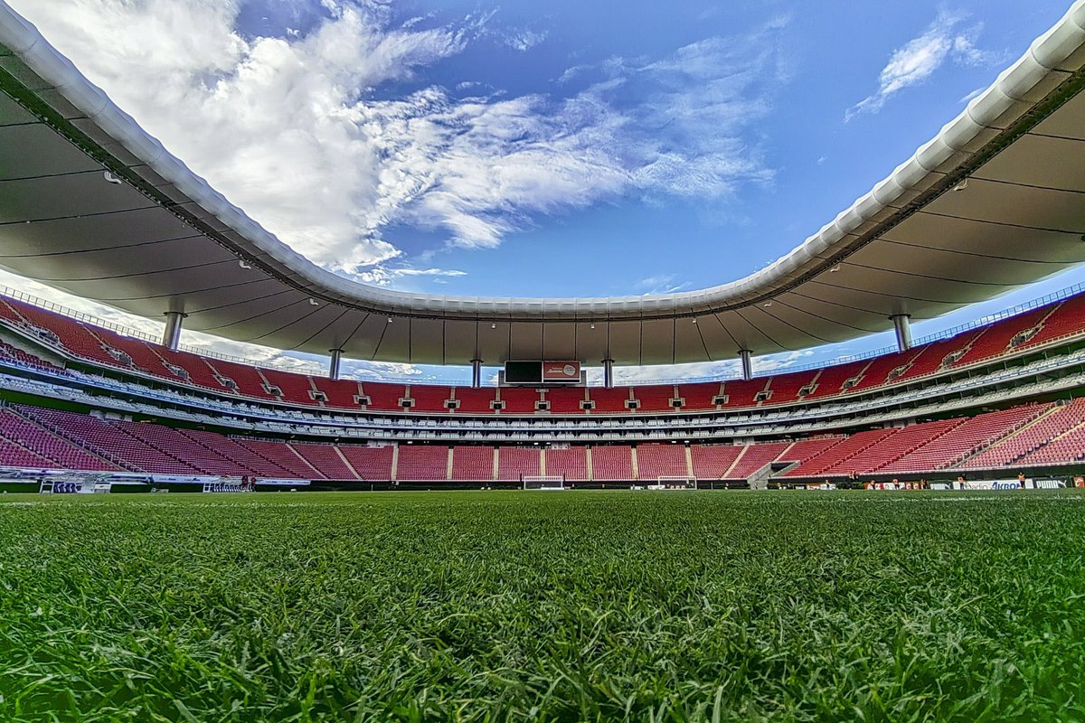 rodrigocamacho_'s tweet photo. 🎟️ Se van PASES DOBLES cortesía de @MercadoPagoMex, ahora para el @Chivas vs Cibao de CONCACAF.

¿Cómo participar?
1️⃣ RT a este post
2️⃣ Compartir prueba de que usan la app de Mercado Pago
3️⃣ Etiquetar a quién llevarían al partido

🤝Mañana por la noche anuncio los ganadores. https://t.co/Zuemadkpqb