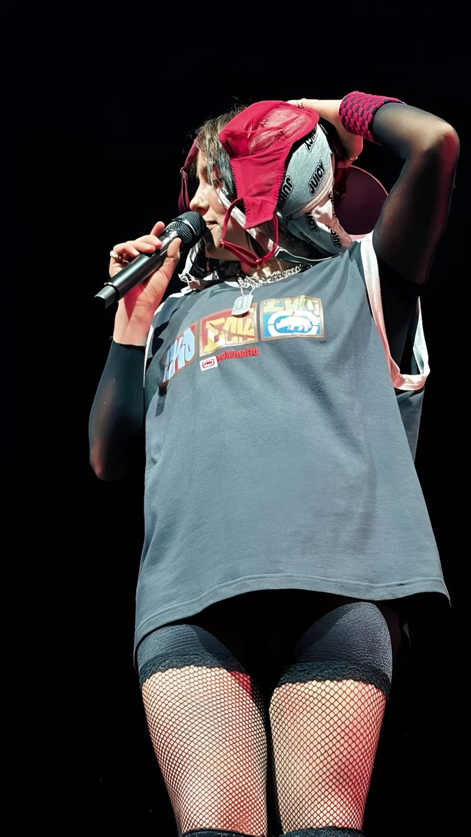 Billie Eilish Gallery tweet media