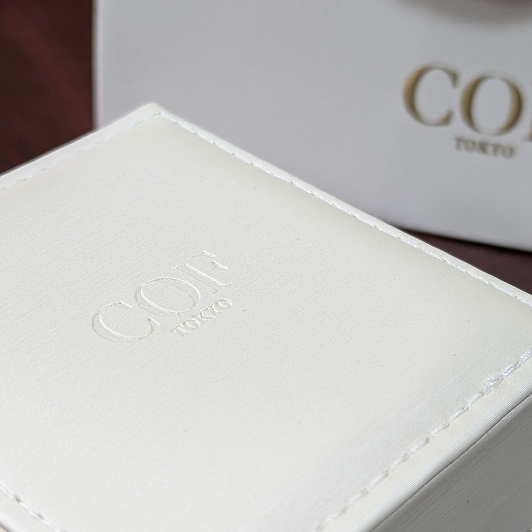 LandFortuneHK's tweet photo. Elegant and noble jewelry packaging designed specifically for high-end pieces.

⇩follow LAND FORTUNE⇩
Youtube ⇨ https://t.co/58yLylacAH
Instagram ⇨ https://t.co/cka6EqVo8Z
threads ⇨ https://t.co/Jj64A38BLz
X ⇨ https://t.co/KYNxWJUO4R https://t.co/ApV33jStmv