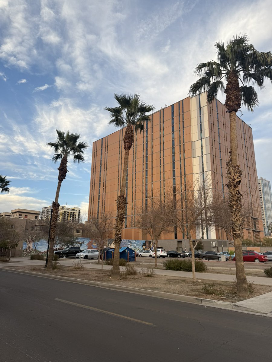 Elana “Renae” Lapins (@renae_lapins) on Twitter photo Had the best time meeting new people and presenting my research on computational modeling of foot type <a href="/ORSsociety/">Orthopaedic Research Society</a> #ORS2025 in Phoenix! 🦶 Had the best time meeting new people and presenting my research on computational modeling of foot type <a href="/ORSsociety/">Orthopaedic Research Society</a> #ORS2025 in Phoenix! 🦶