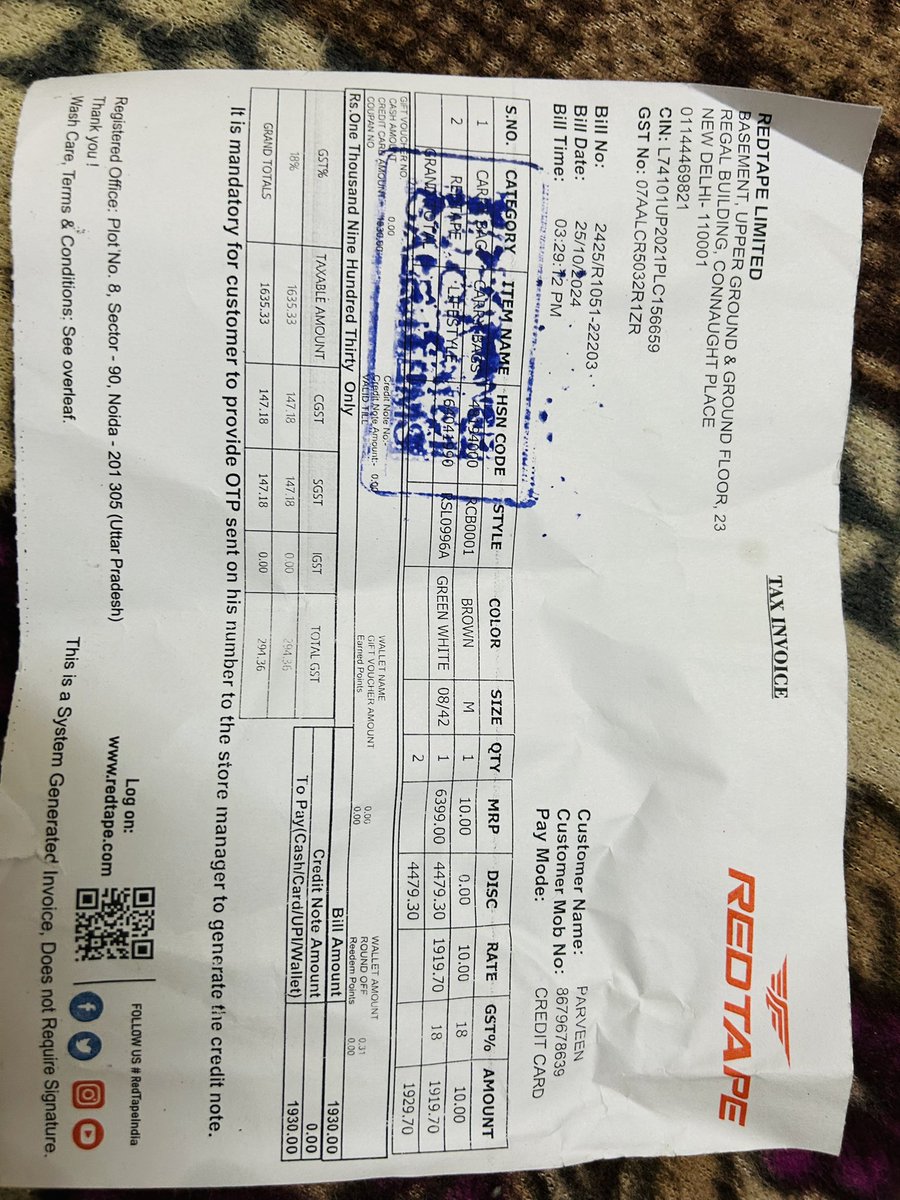 creativepoonia's tweet photo. Hello @RedTapeindia 
Sirf 3 mahine or kuch din phle liye shoes ki halat waste of money
And no customer help https://t.co/0Ahk1CDB2o