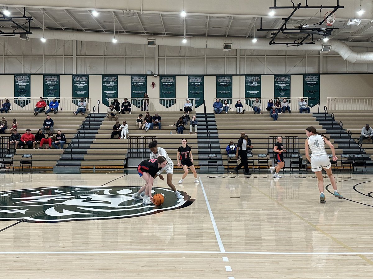 End 3Q
Private No. 7 #3 <a href="/SpartansWBB/">Athens Academy WBB</a> 52
#6 <a href="/OCLadyPats_BB/">Oglethorpe County Lady Patriots BB</a> 19

<a href="/treywayyk_/">Kendall Lawson</a> 10p
<a href="/MilliePugm93548/">Millie Pugmire</a> 10p
<a href="/JosieCollins_10/">Josie Collins</a> 10p

Carlie Gabriel 14p