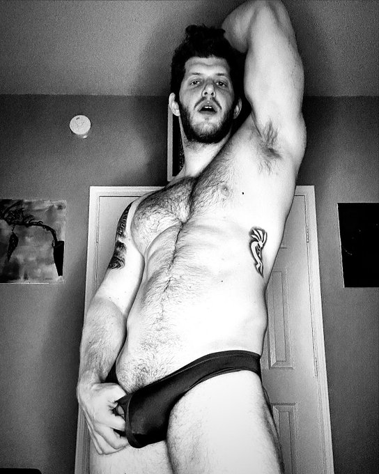 Oh also I’m running a discount on my OF for the next 7 days for new subs ?? get on it https://t.co/e