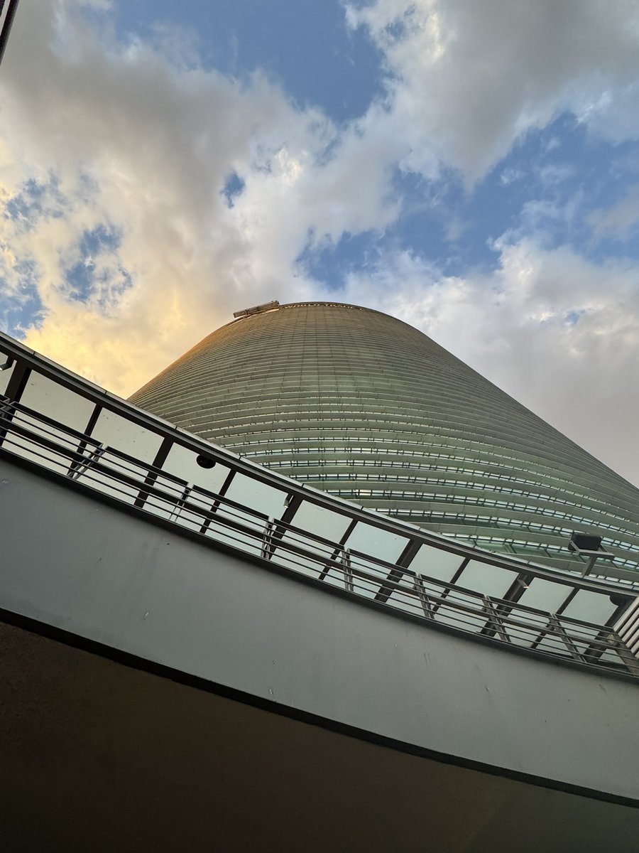 bubble_gum2023's tweet image. The best place to relocate our @LineworkApp  company thanks to the last decision of @nayibbukele  and @paoloardoino  🇮🇹 to 🇸🇻