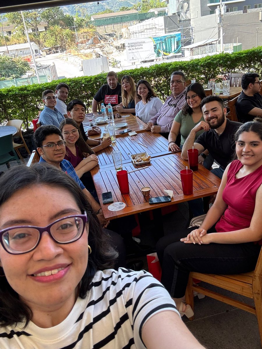 bubble_gum2023's tweet image. The best place to relocate our @LineworkApp  company thanks to the last decision of @nayibbukele  and @paoloardoino  🇮🇹 to 🇸🇻