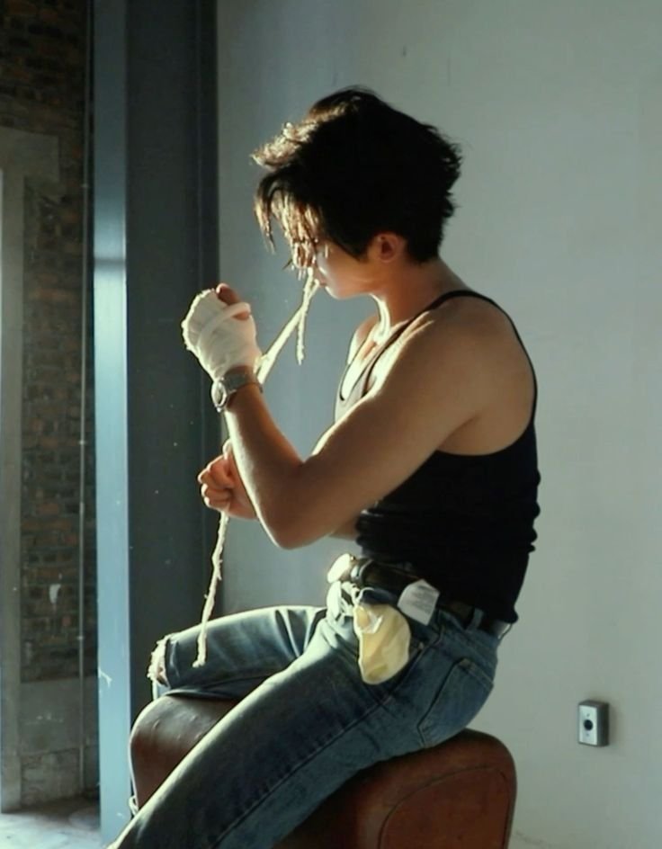 starbights's tweet image. genshin moots do i draw wriothesley in this pose