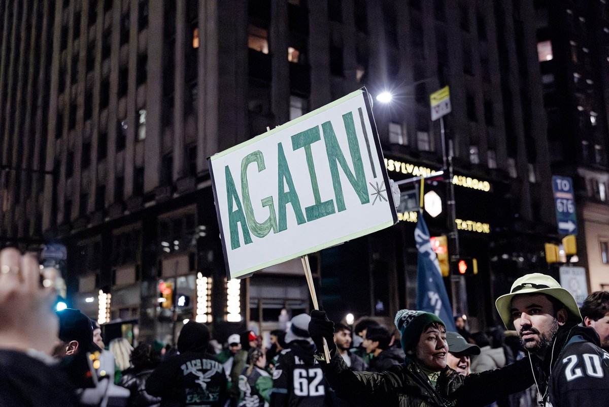 MattyWoog's tweet photo. Photos of Broad Street following the Eagles winning Super Bowl LIX

A thread... #FlyEaglesFly https://t.co/00yFkHfW2w