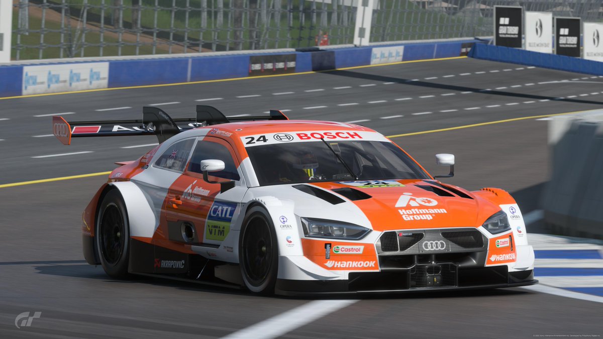 Mark_Whitelegge's tweet photo. Man, I wish Hoffmann Group did stay. I really like that livery with the orange & white. #DTM #GT7 #GranTurismo7 #OwnEverySecond https://t.co/NCnLo5URfp