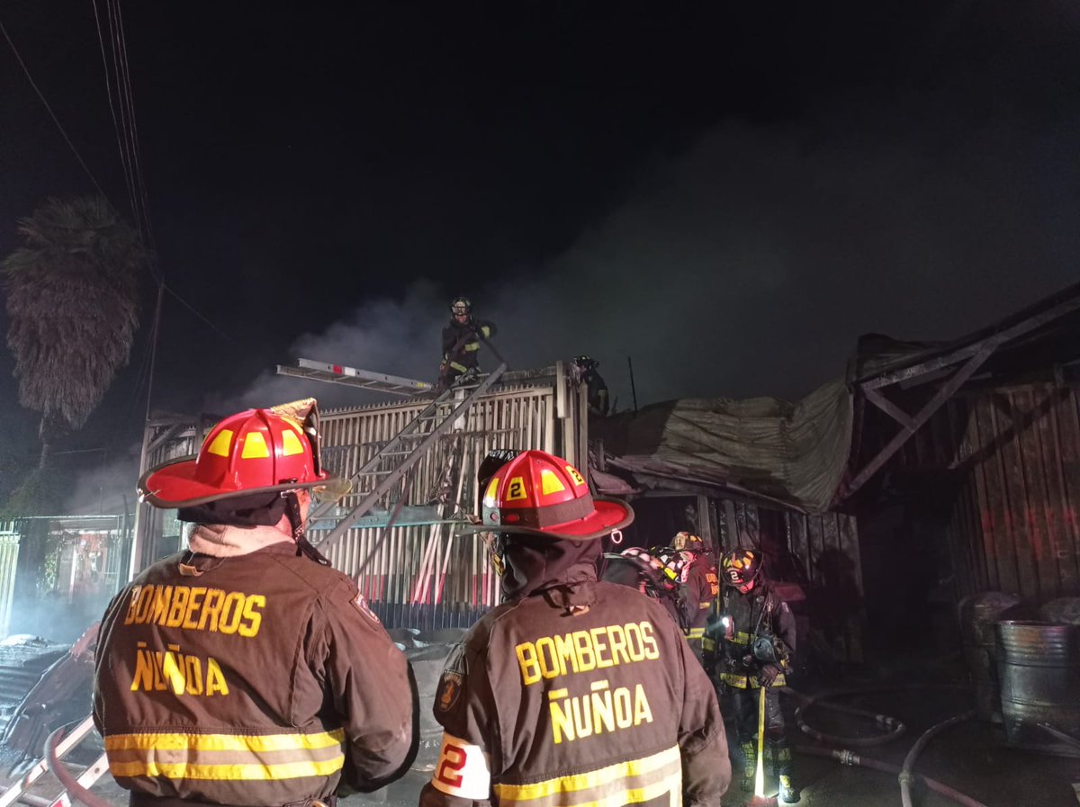 bomba2cl's tweet photo. Durante enero y comienzos de febrero, nuestra compañía respondió a importantes emergencias por incendios, demostrando preparación y compromiso. https://t.co/MKRrbKnanr
