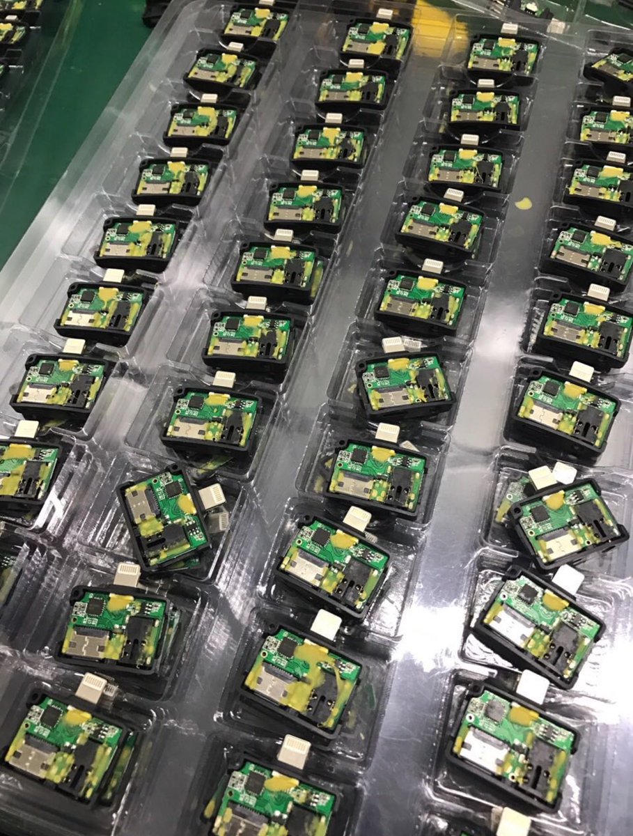 codyaims's tweet photo. For those saying I have no exp w China

In 2017 I made a joke online that we should bring back the headphone jack and got >30,000 pre orders

Designed a prototype, got tooling in Shengzen, setup production

While onboarding to Walmart, I found out the Chinese factory rekt me lol https://t.co/ek9oLJA2Wq