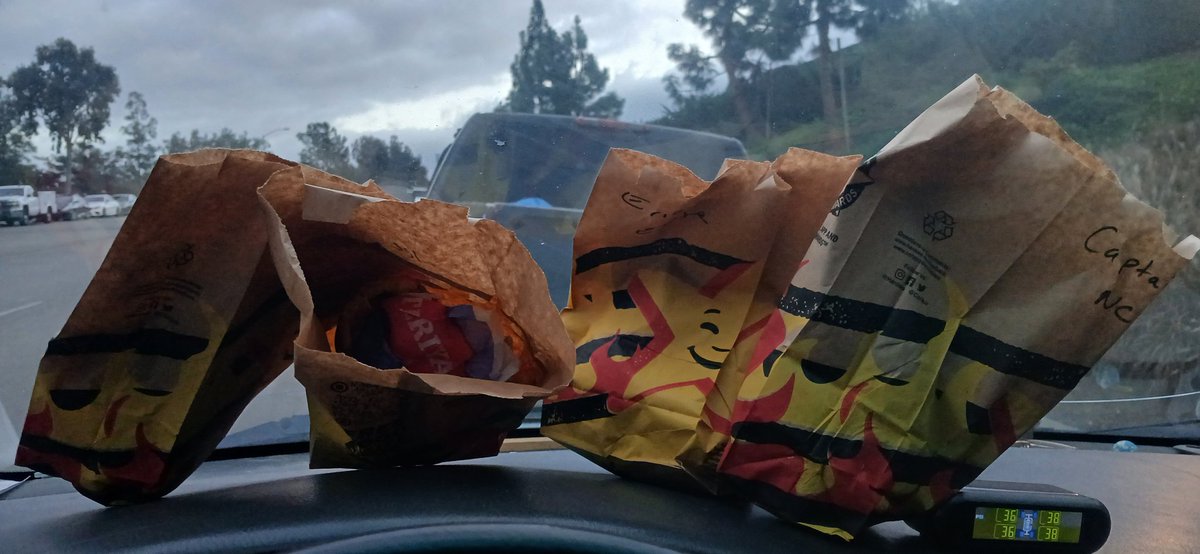 We are out feeding the homeless again; this time, it's with FREE @AlixxEarle Hangover Burgers from <a href="/CarlsJr/">Carl’s Jr.</a> 🍔

If you don't want one yourself, maybe consider doing what we did and grabbing one for a hungry homeless person near you! 

100% 🆓️ no Purchase Necessary!

#EndPoverty