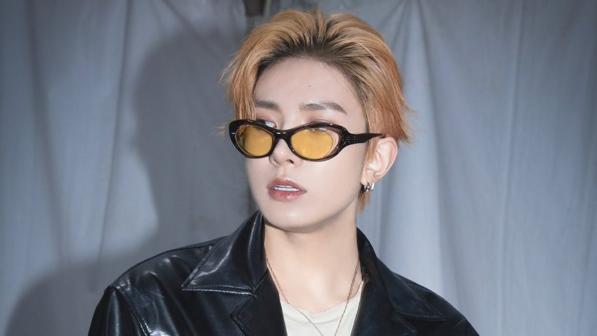 lhslovespace's tweet image. 😎 #heeseung