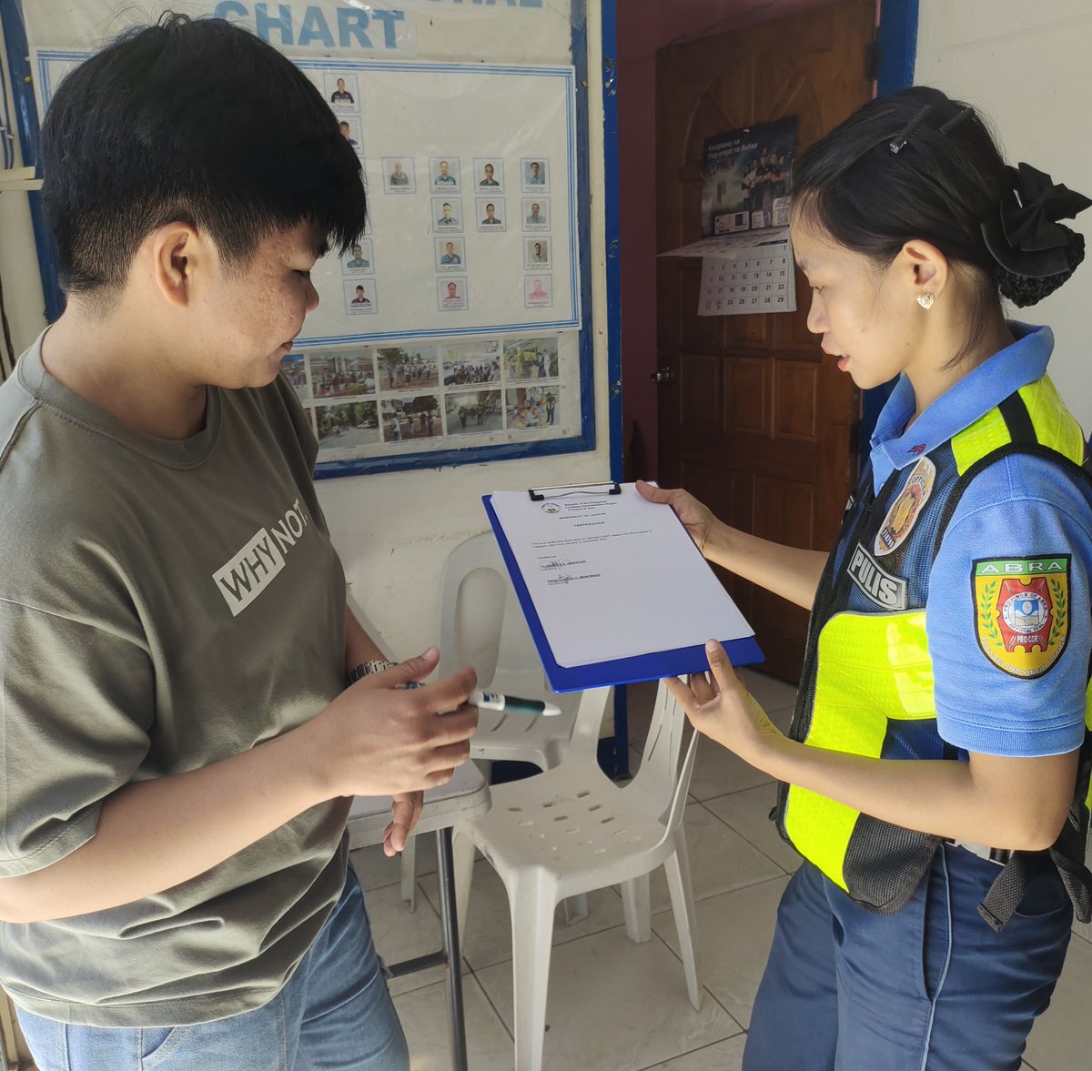 PNPAbraLagayan's tweet photo. PSSg Gladys Mangwagi, PCR/WCPD PNCO of Lagayan MPS coordinated with Ms. Jayan Bersamira from MSWD Office,Poblacion Lagayan Abra regarding cases on children needs special protection (CNSP) in the AOR. https://t.co/4tPUIE0zPo