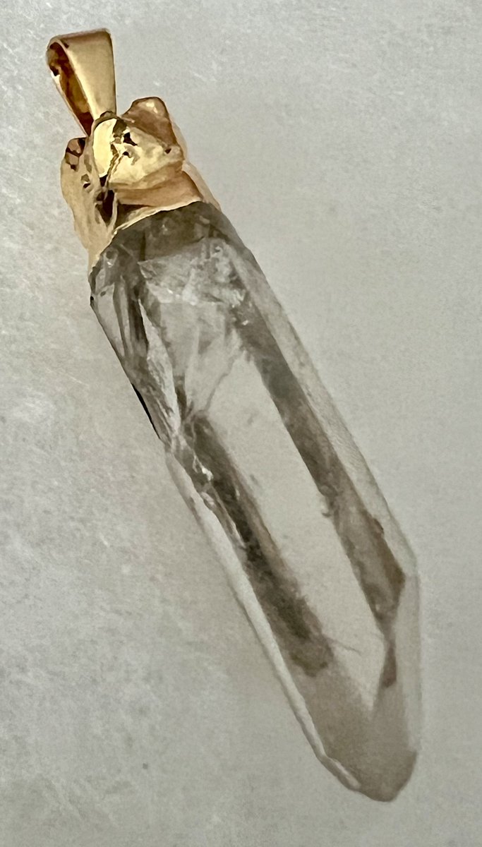 TeriE's tweet photo. BEAUTIFUL #Quartz #HealingCrystal Pendant Gold Tone Bezel XL 2" LONG Clear #Gem Gemstone
#crystalpendant #crystaljewelry #gemstone #largecrystal #jewelry #vintagejewelry #giftidea #accessories #funfashion #healing #mindfulness #gemstones #jewelry
https://t.co/abGr2wqVxv https://t.co/SSF4cGxQ4u