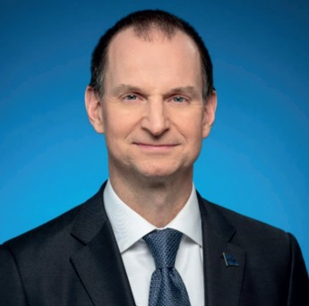 dbernans's tweet photo. Cher @EricGirardGroulx , après les millions 📷 d’investissement risqué dans Northvolt, à quand un investissement rentable pour reconnaitre le travail du personnel professionnel de Revenu Québec? La clause IPC serait un bon début! #Priorités #ClauseIPC #SPGQ https://t.co/Rfw2XcE2wI