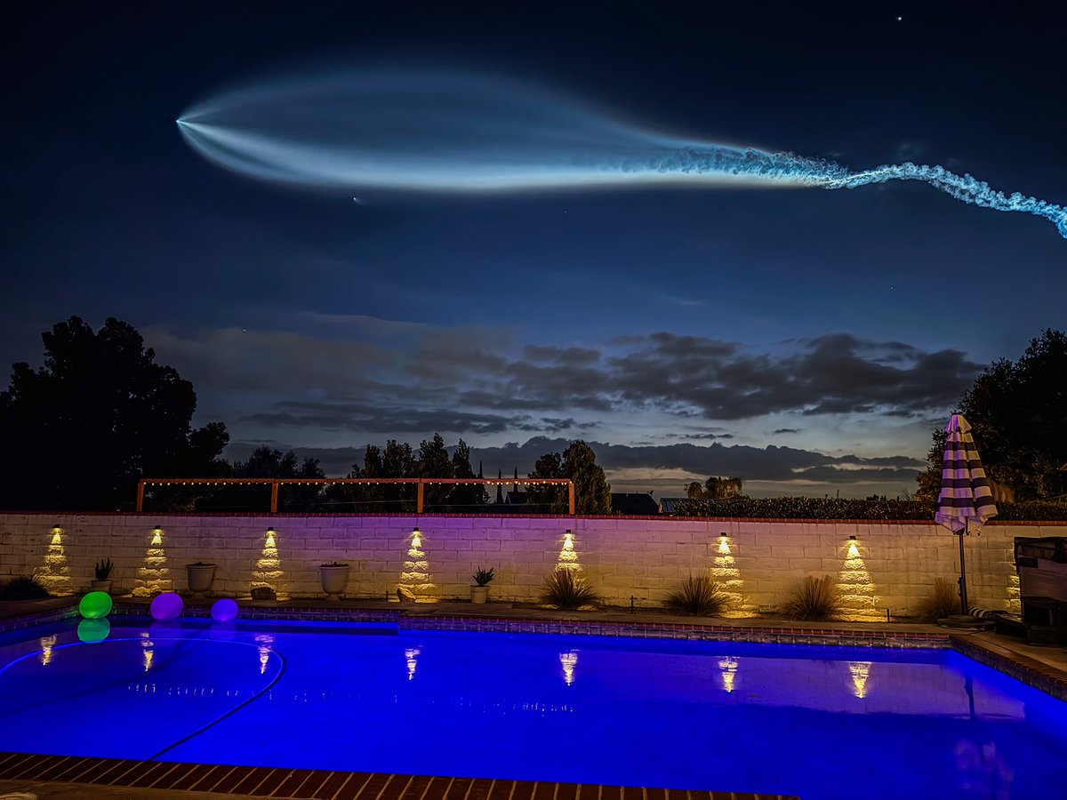 FirePhotoGirl tweet media