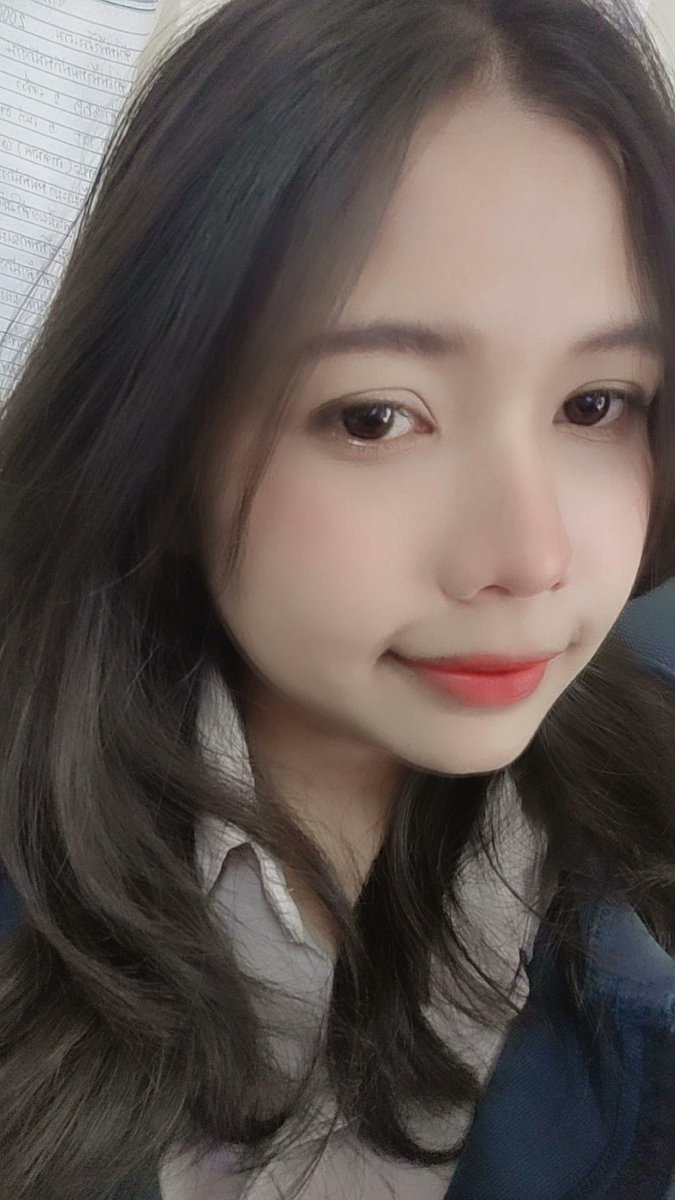 ไม่สวยหรือเปล่า เลยโดนมองข้ามความรู้สึกตลอด 

ผู้หญิงคนหนึ่งที่ไม่มีดวงเรื่องความรัก เจอแต่อะไรเฮงซวย 🖕
#ภูเก็ต