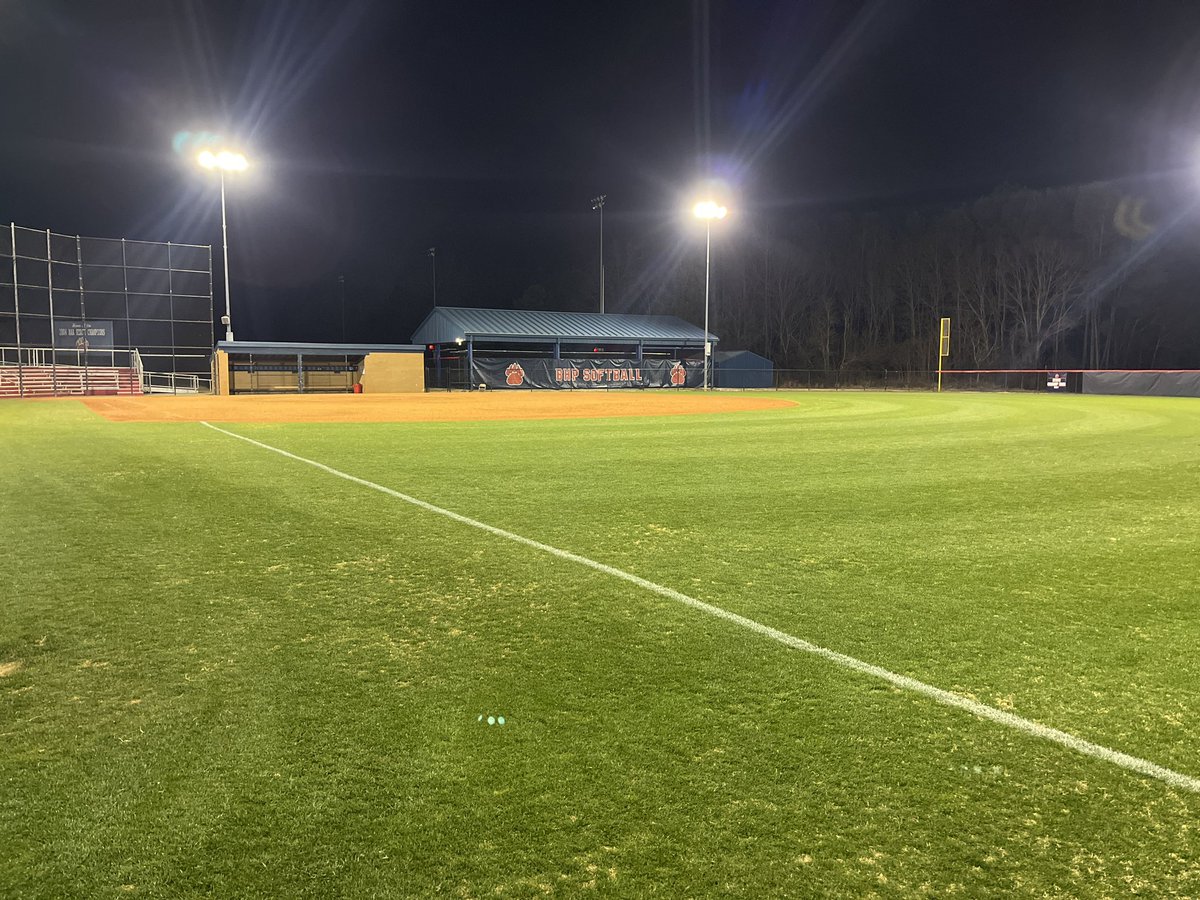 BHP Softball (@bhpsoftball) on Twitter photo FIRST SCRIMMAGE โ
Thanks to <a href="/saluda_softball/">Saluda Softball</a> for coming out and competing with us! ๐ป #OwnIt FIRST SCRIMMAGE โ
Thanks to <a href="/saluda_softball/">Saluda Softball</a> for coming out and competing with us! ๐ป #OwnIt