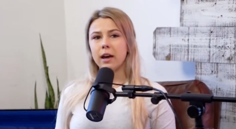 omgblog's tweet image. OMG, Hawk Tuah girl resurfaces, cries hawk-a-dile tears after rugpull of her crypto coin omgwh.at/THvWXs #Camp #Celebs #Geeky