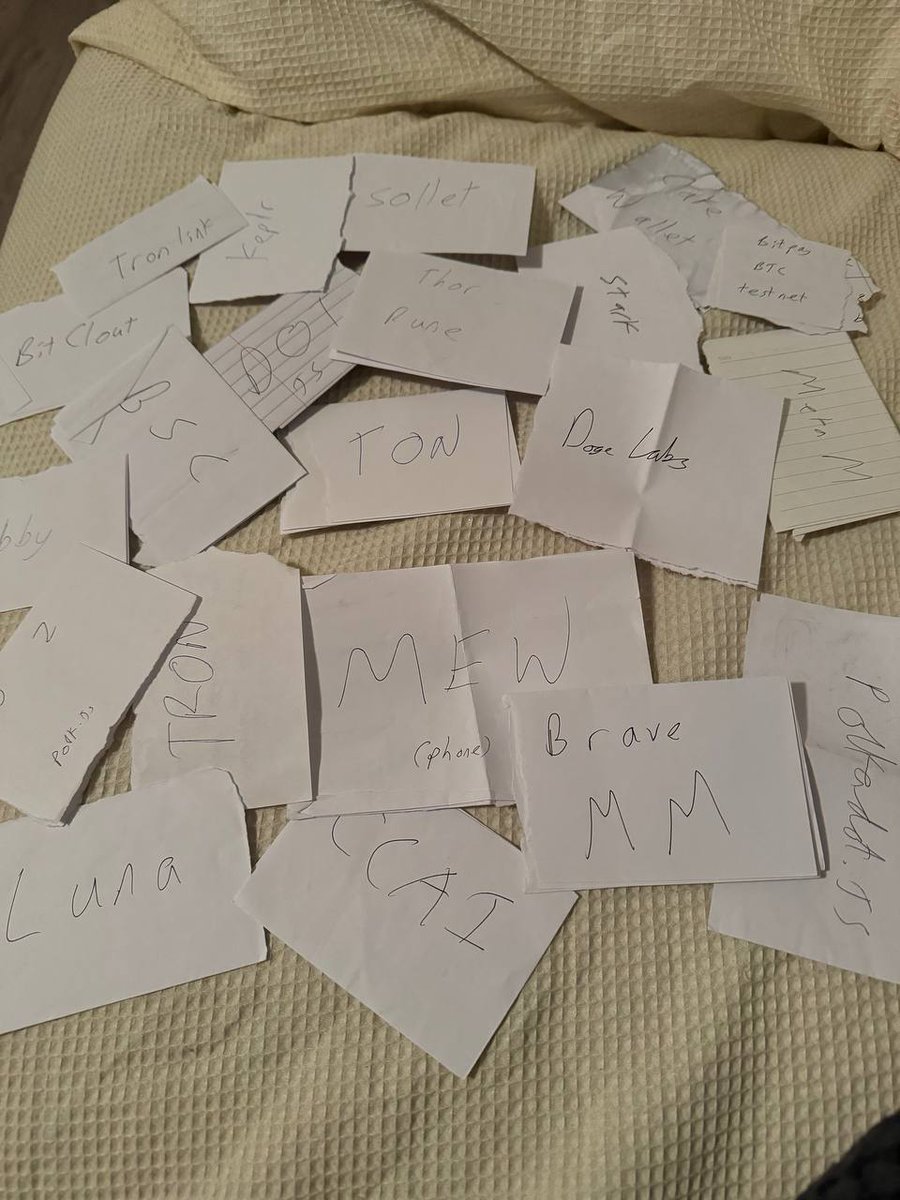 today i finally made the leap 

i threw in the bin over 30 seedphrases for over 30 wallets 

they were all sitting in one folder waiting to get stolen or lost 

heard too many stories of frens being phished and i dont wanna fall into the 'it will never happen to me' trap

i sent