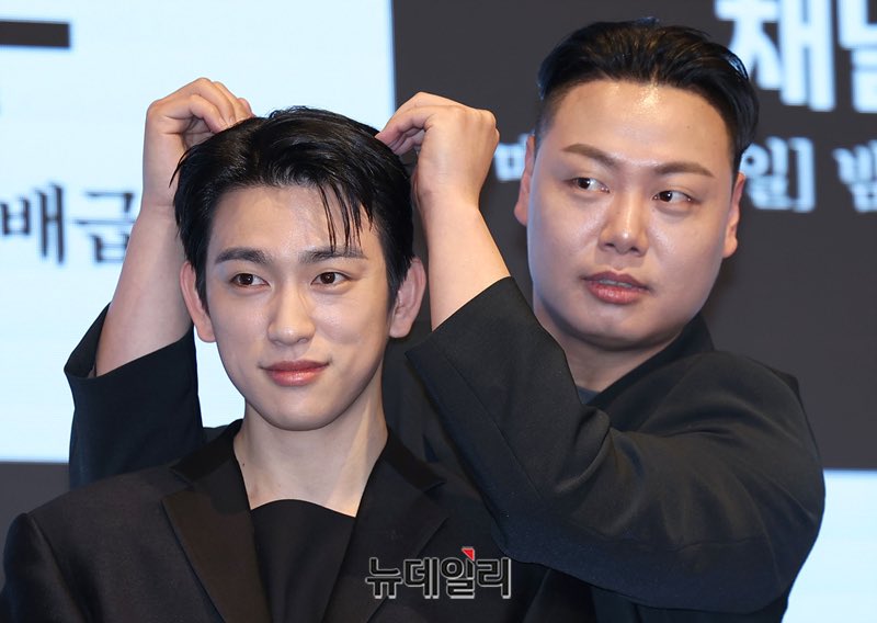 𝙋𝙚𝙖𝙘𝙝𝙥𝙖𝙜𝙚 🧡 #EVERLOVE tweet media