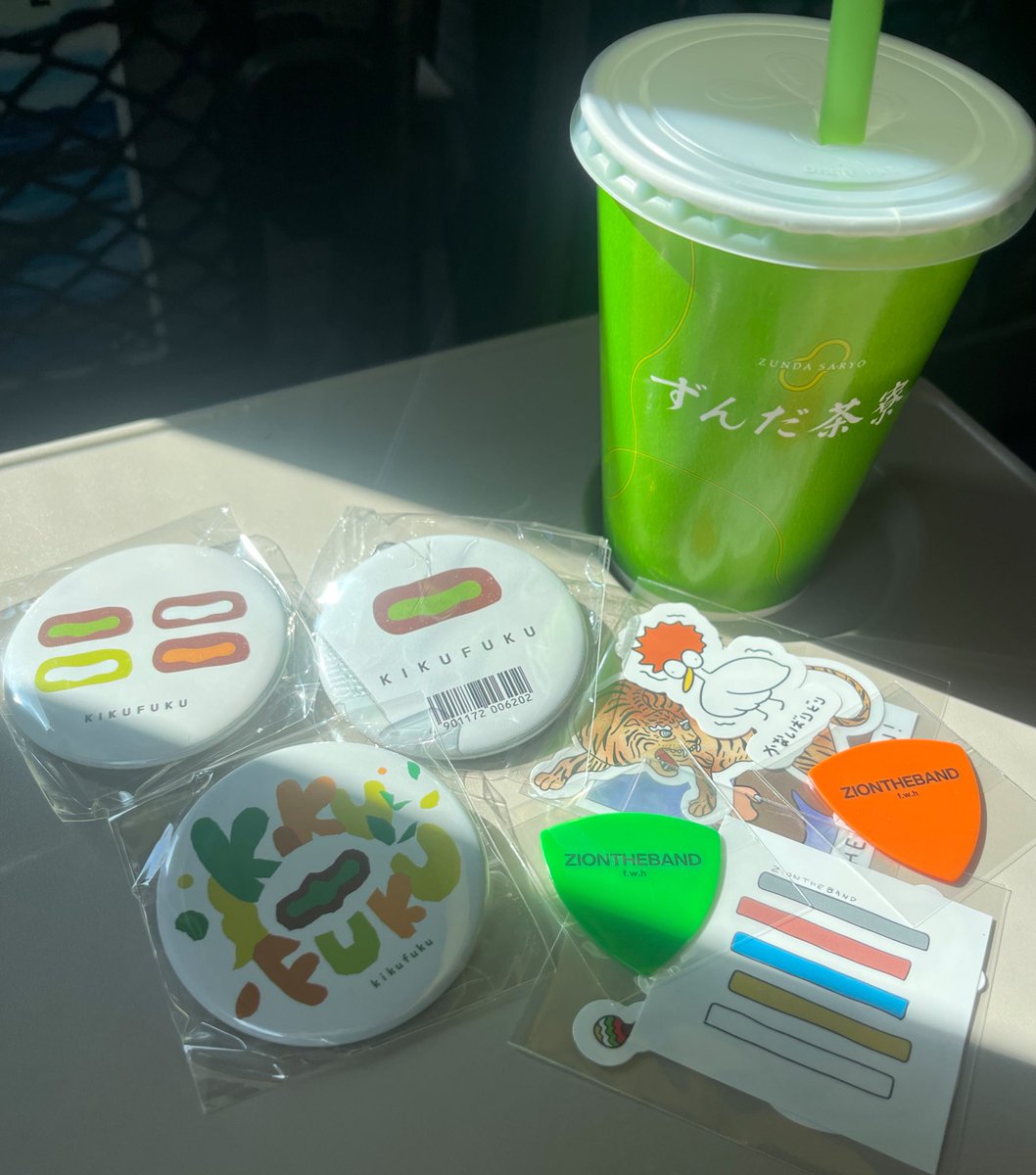 nametakepoint's tweet photo. 牛たんも食べて、ふつーに仙台楽しんだ！
ライブも最高でした！ https://t.co/dvUtYY3EUr