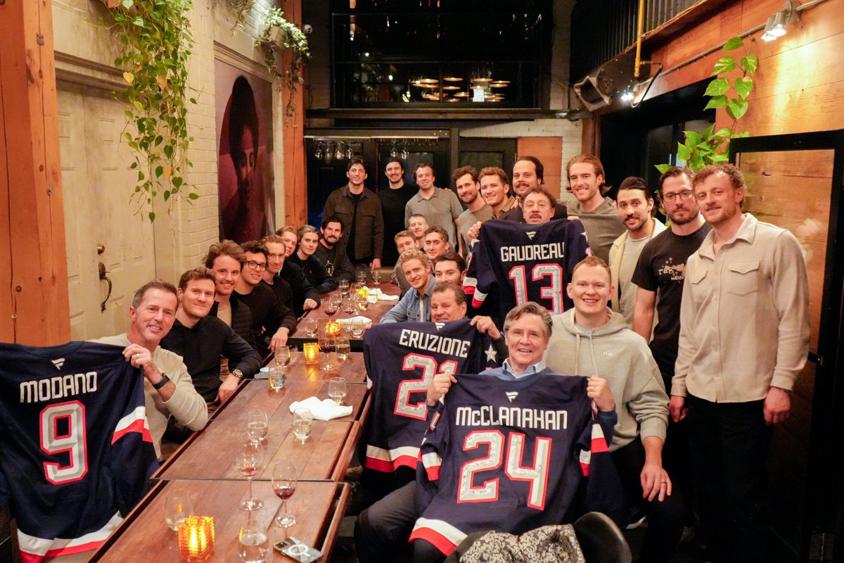 usahockey's tweet photo. Legends in the house!

The U.S. Men’s National Team had dinner with hockey greats—1980 Olympic gold medalists Mike Eruzione &amp; Rob McLanahan, American icon Mike Modano, &amp; Guy Gaudreau, father of Johnny &amp; Matthew.

Team USA opens the #4Nations Face-Off vs. Finland on Thursday! https://t.co/SwXxf3GYPr