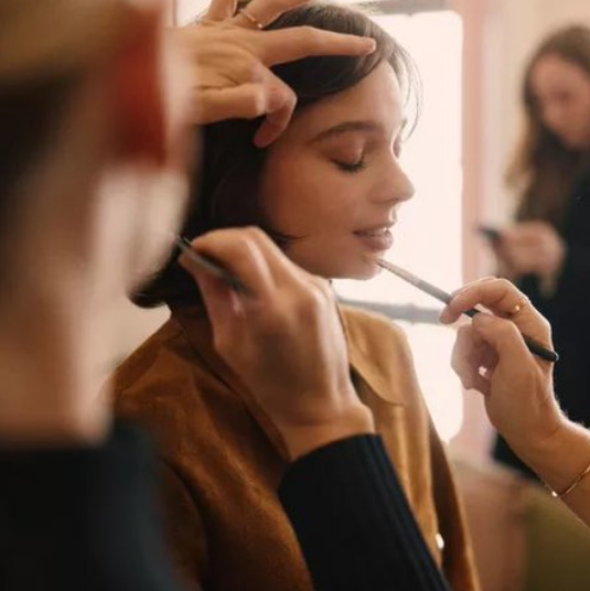 ֺ (@comfortsmyers) on Twitter photo 