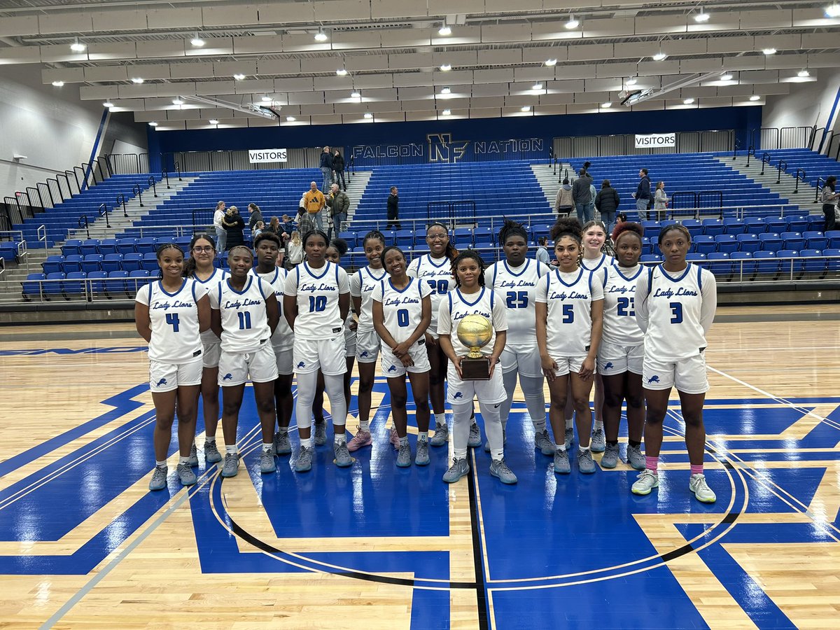 TylerISD_Ath's tweet photo. Bi-District Champs!

@TylerLionsGB https://t.co/q15szkfNEH