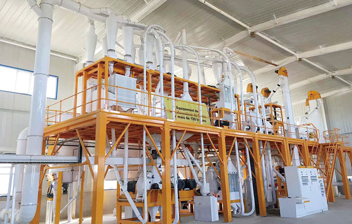 uWWpQCOfn8o3nl8's tweet image. A maize flour milling machine with a hammer crusher provides efficient grinding with high output. 🔨🌽 The hammer crusher ensures finer and uniform particle size, enhancing the flour’s texture for better-quality food products.  #HammerMill #FlourProduction #GrainProcessing