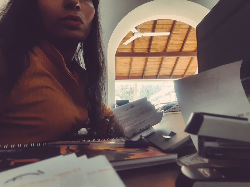 offihiro's tweet image. It's me again!!!
My desk was packed with tasks yesterday, and I still have a few things left. But today, I’m determined to clear all the pending work! 💪
#WorkModeOn