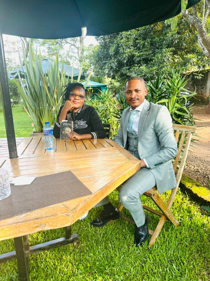 AokoOtieno_'s tweet photo. Ongili, shida yako ni moja!

Badala ubebe CDF upeleke Karen kwa Mzee like other ODM idiots

You're busy "misusing" funds on Bursaries, Building schools, aiding infrastructure et al'

How DARE YOU🤧

But without Judas betraying Jesus, there would be no salvation

Kenyans gat u 🫶 https://t.co/3Tj5FlwIFR