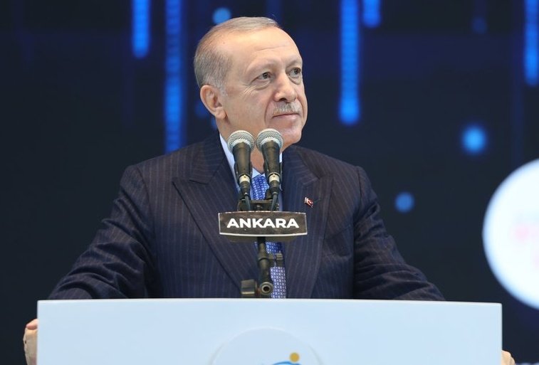 _sultanhanim's tweet photo. @RTErdogan İyi ki varsın Reis'im 😍 https://t.co/z24FOO7EVr